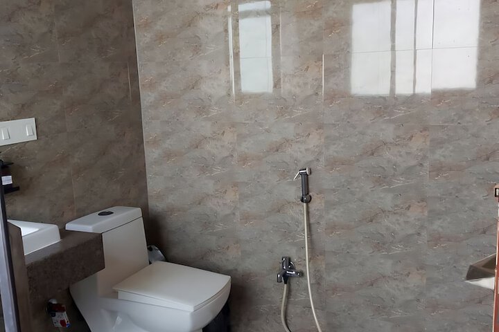 Room 60 of 95