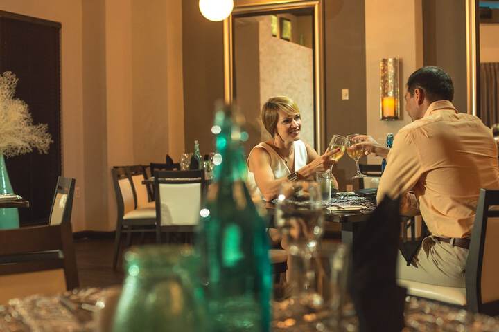 Dining 53 of 82