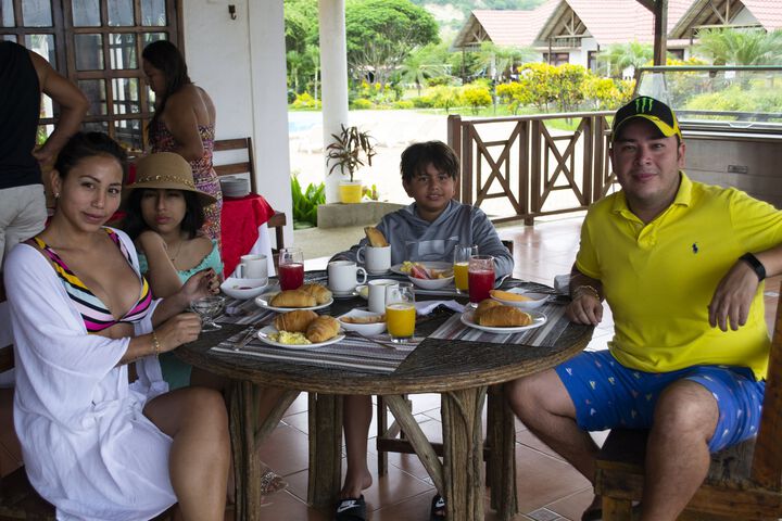 Breakfast/Coffee Service 5 of 15