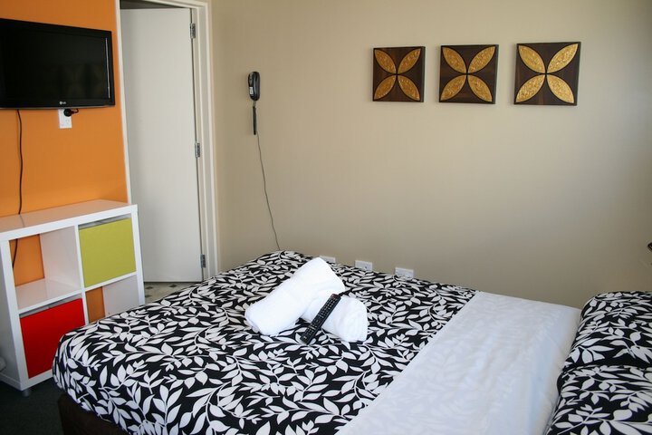 Room 13 of 74