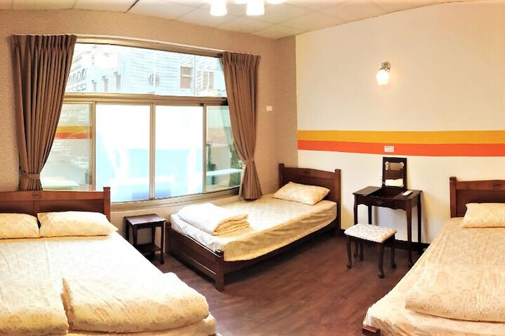Room 9 of 41
