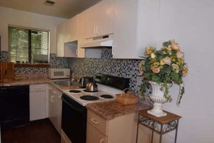 Room 15 of 26
