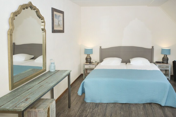 Room 5 of 47