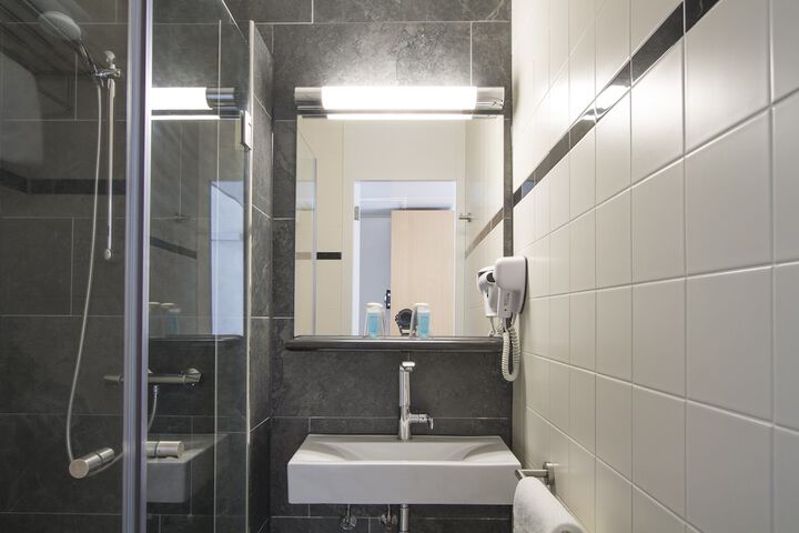 Clean Restrooms