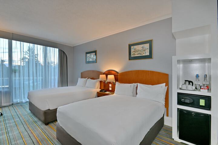 Room 55 of 184