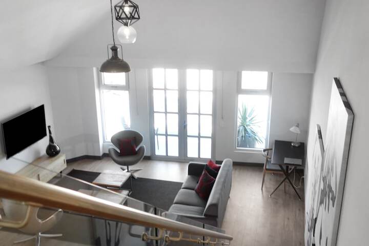 Room 79 of 158