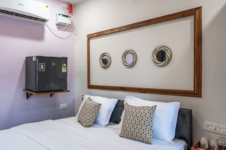 Room 4 of 44