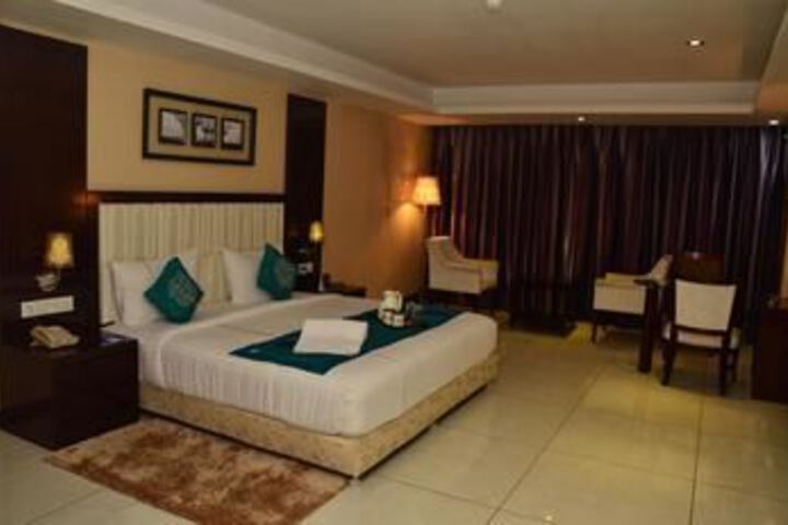 Room 14 of 17