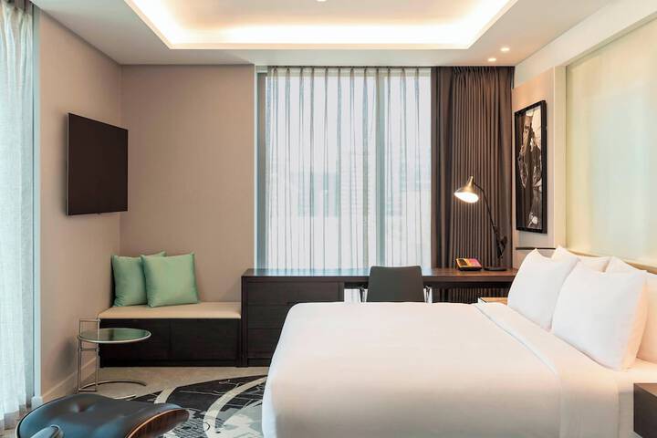 Room 15 of 116