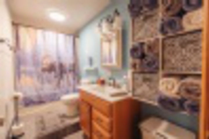 Room 160 of 180