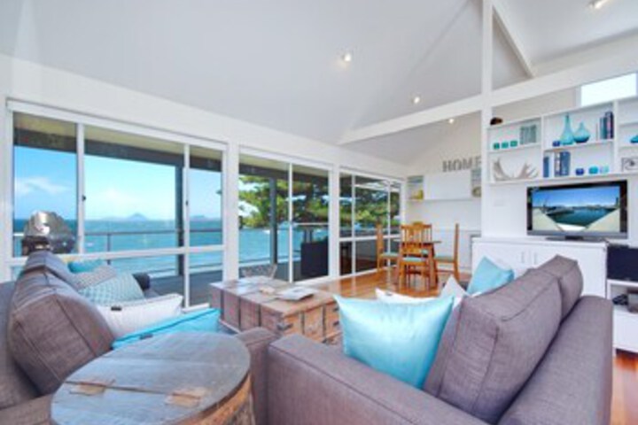 Seaview Crescent 6 Seaview