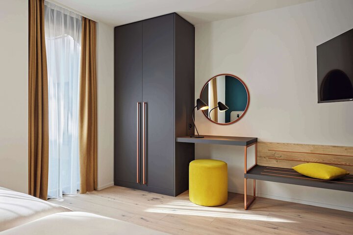 Room 25 of 50