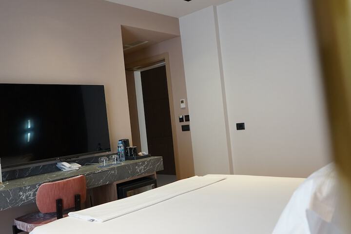 Room 14 of 41