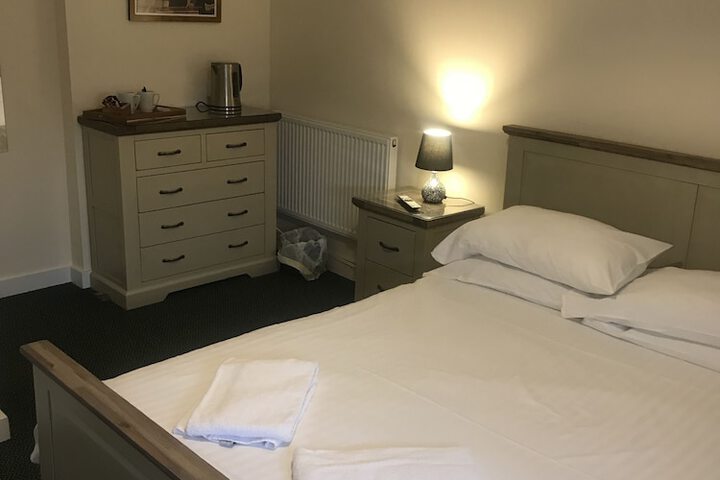 Room 2 of 45