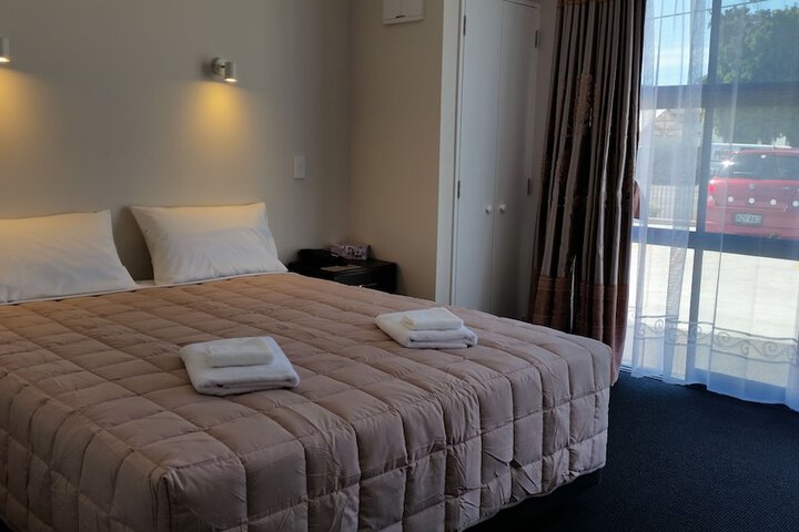 Room 6 of 40