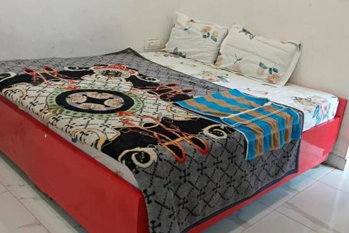 Nimantran Hotel