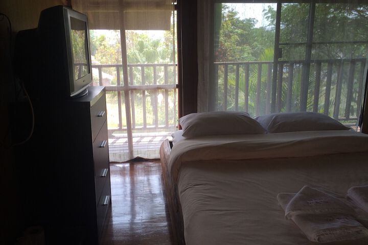 Room 9 of 71