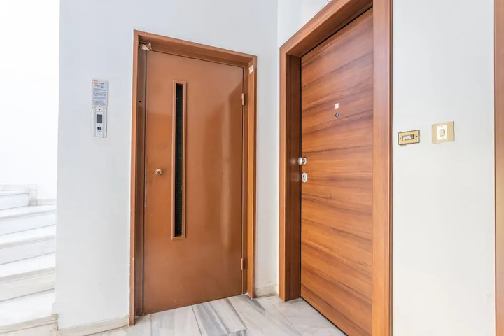 Room 11 of 21