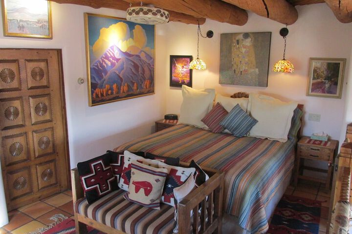 Room 25 of 63