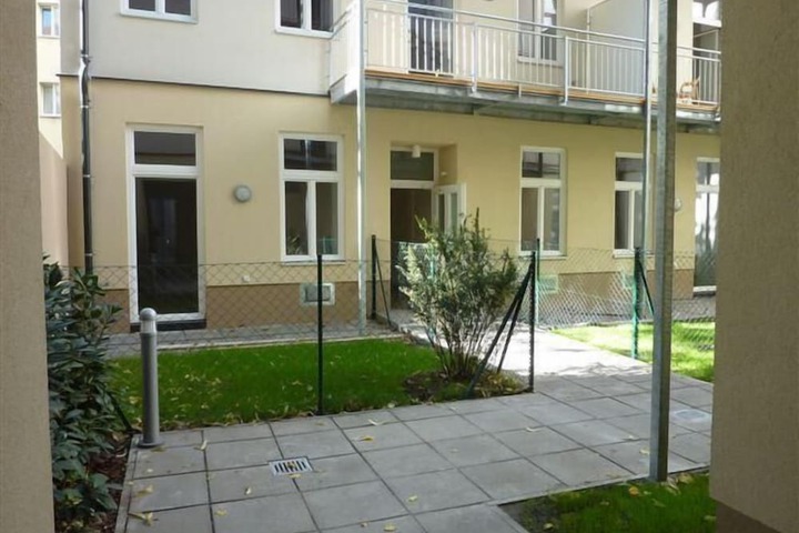 Hotel Entry