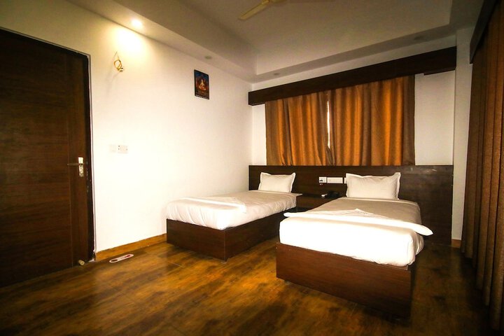 Room 21 of 24
