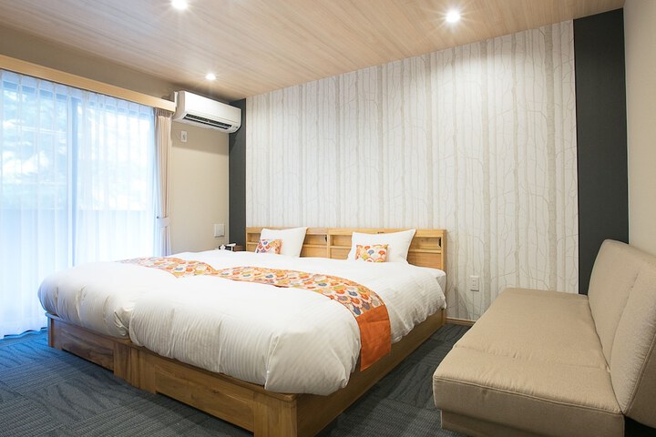 Room 19 of 51