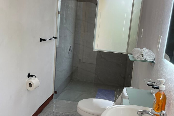 Room 19 of 35