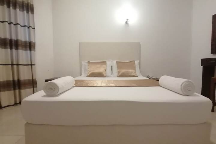 Room 28 of 95