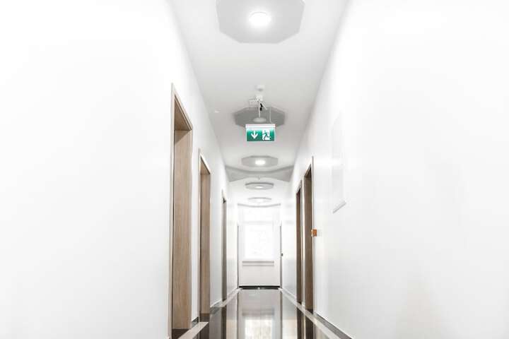 Ballroom/Hall 40 of 44