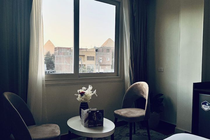 Room 28 of 53