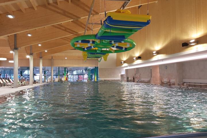 Pool 12 of 35