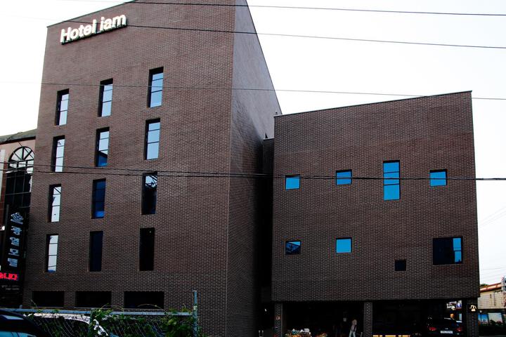 Hotel 1 of 11