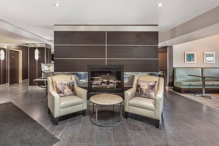 Guest Lobby