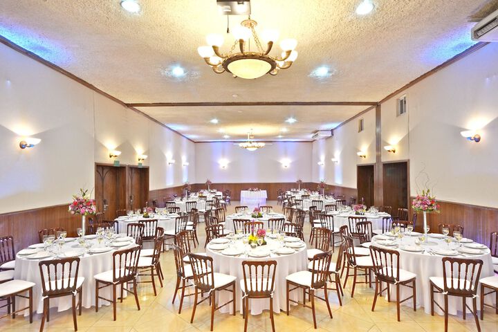 Banquet hall