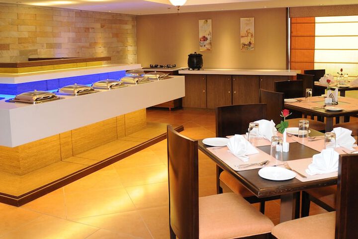 Dining Photos