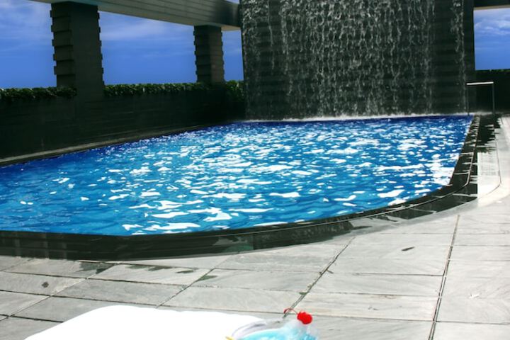 Pool 31 of 43