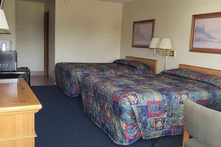 Room 11 of 24