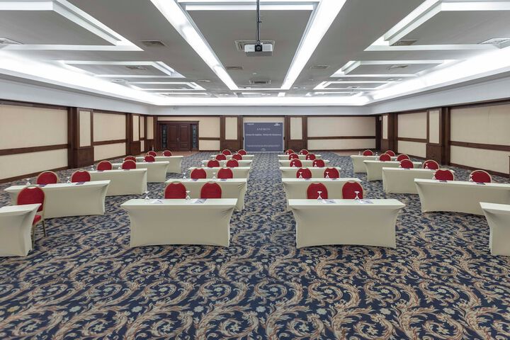 Banquet hall