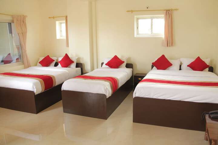 Room 6 of 15