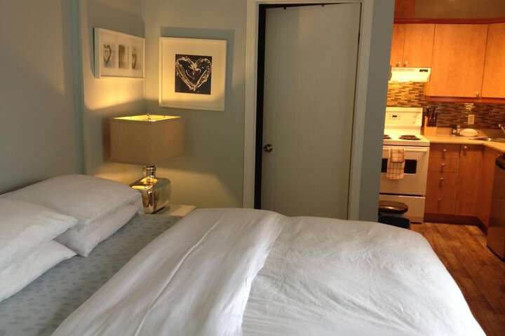 Room 6 of 29