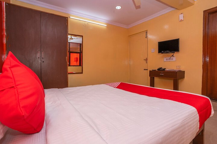Room 17 of 22