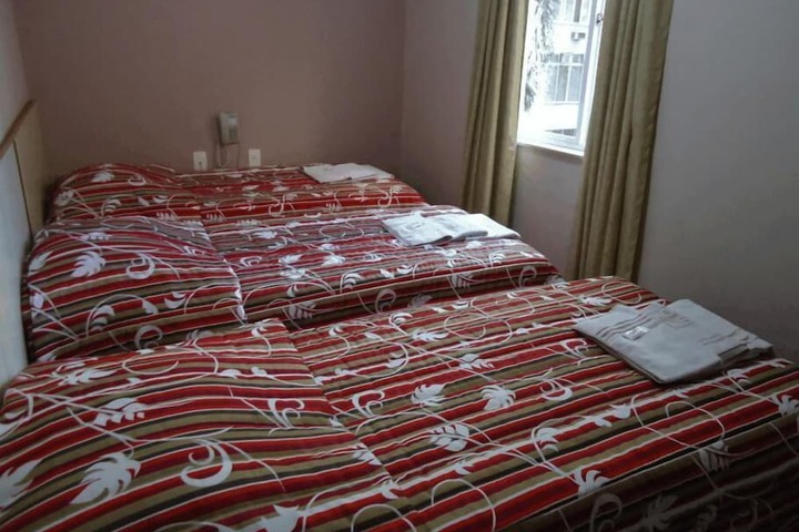 Room 17 of 34