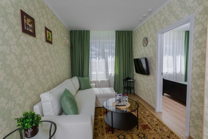 Room 47 of 85
