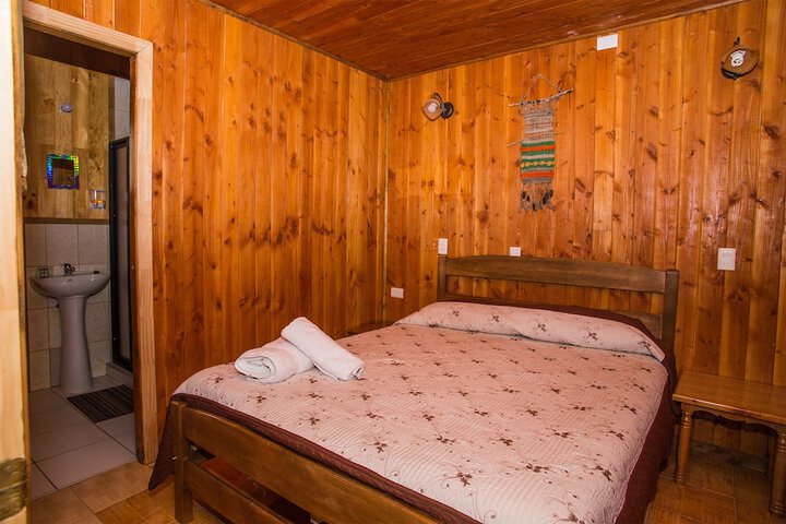 Room 3 of 90