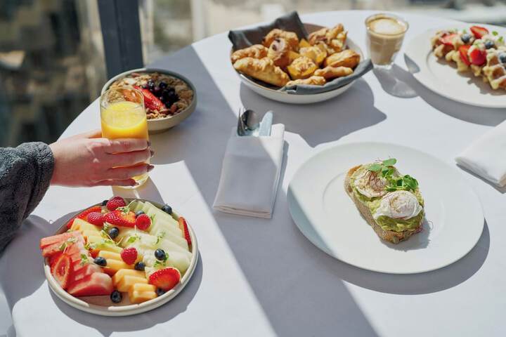 Breakfast/Coffee Service 61 of 92