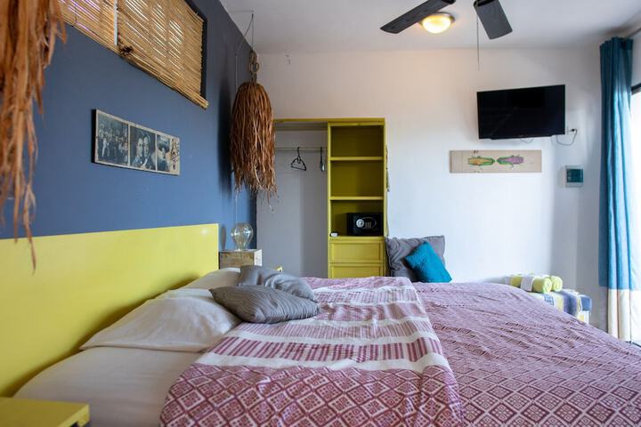 Room 16 of 113