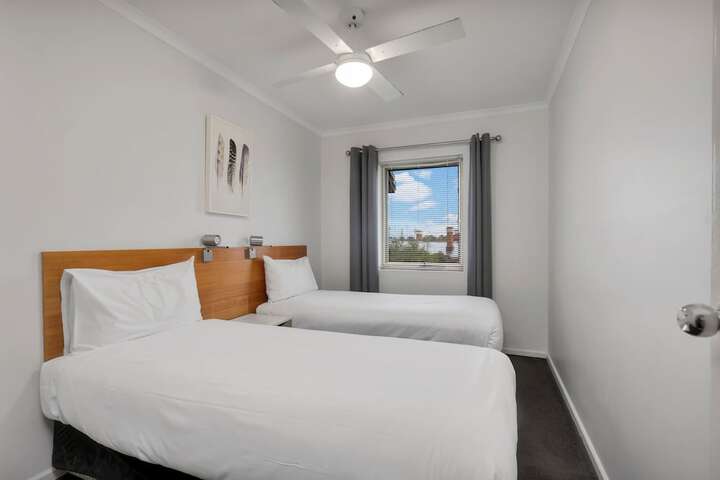 Room 22 of 72