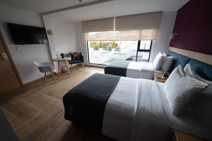 Room 31 of 64
