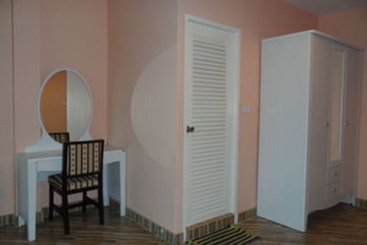 Room 35 of 56