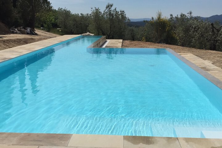 Pool 14 of 29